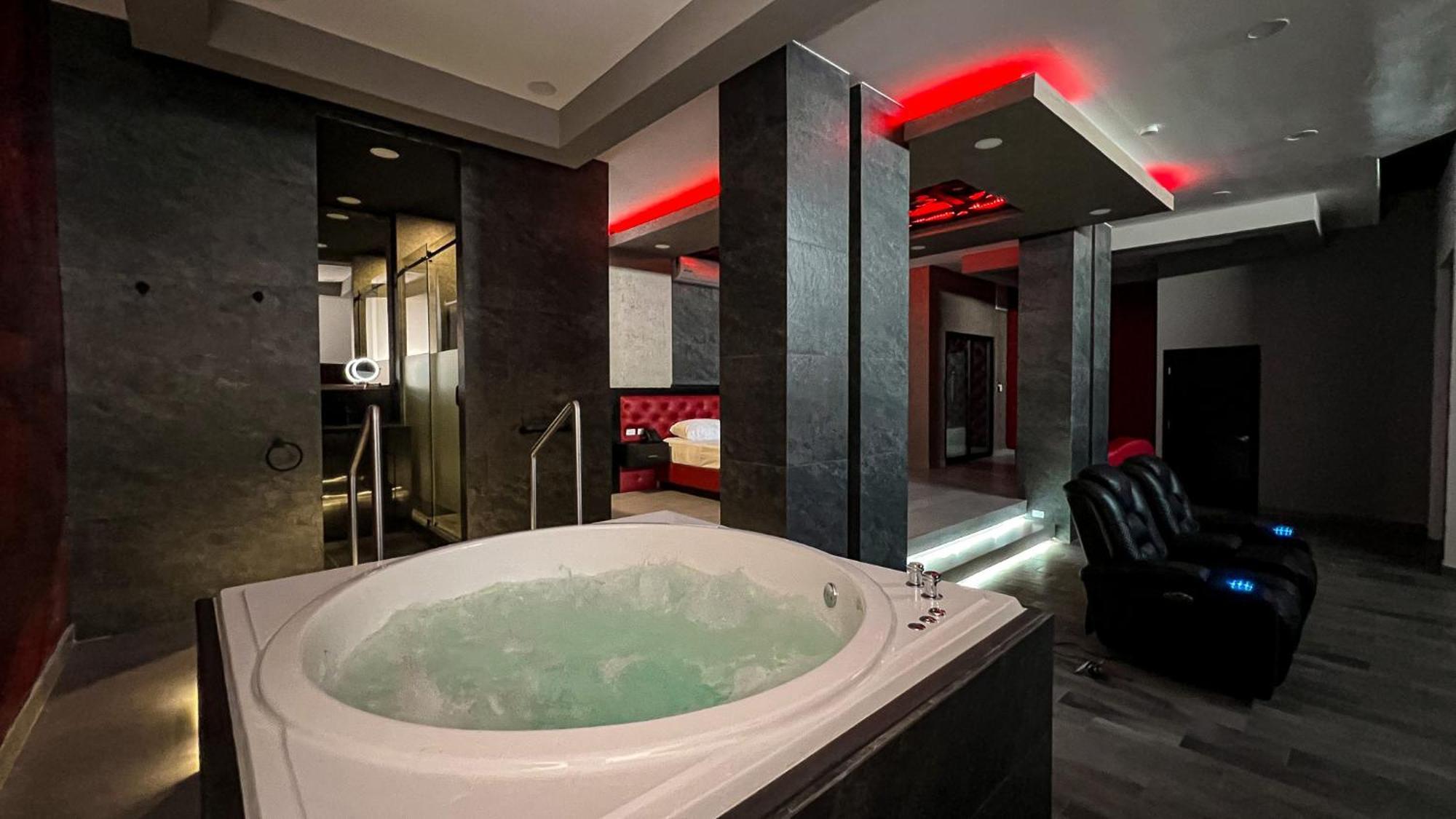 Motel Boutique Qatro Енсенада Екстер'єр фото